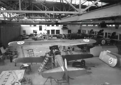 ПРЕДИ 80 ГОДИНИ БЪЛГАРИЯ Е ПРОИЗВЕЖДАЛА И ИЗНАСЯЛА САМОЛЕТИ. ДО 1954 г. СМЕ ИМАЛИ ТРИ САМОЛЕТОСТРОИТЕЛНИ ЗАВОДА